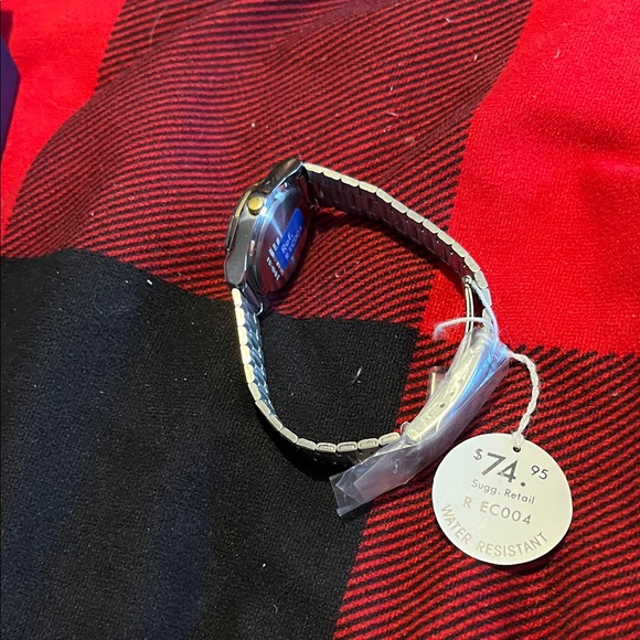 Mickey Mouse Gold and Silver Men's Watch - Picture 3 of 4